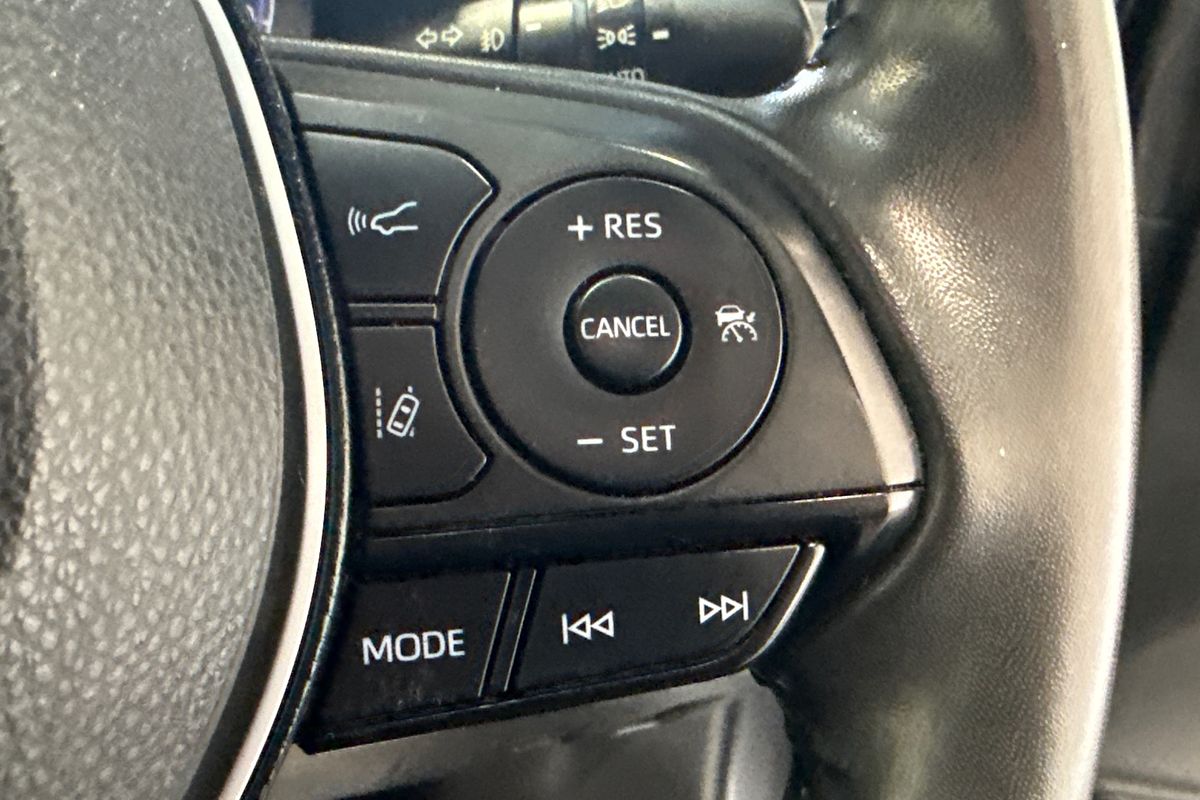 2024 Toyota RAV4 EDGE (AWD) HYBRID AXAH54R