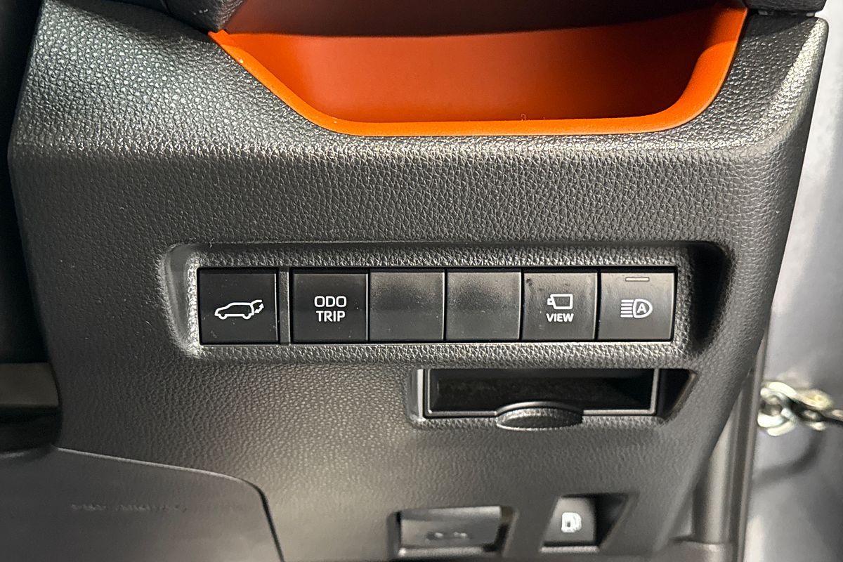 2024 Toyota RAV4 EDGE (AWD) HYBRID AXAH54R