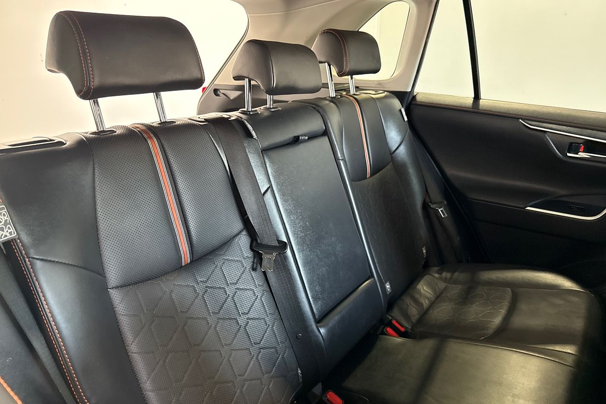 2024 Toyota RAV4 EDGE (AWD) HYBRID AXAH54R