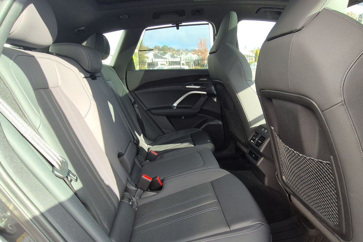 MY25 Audi Q5 SUV TDI quattro sport