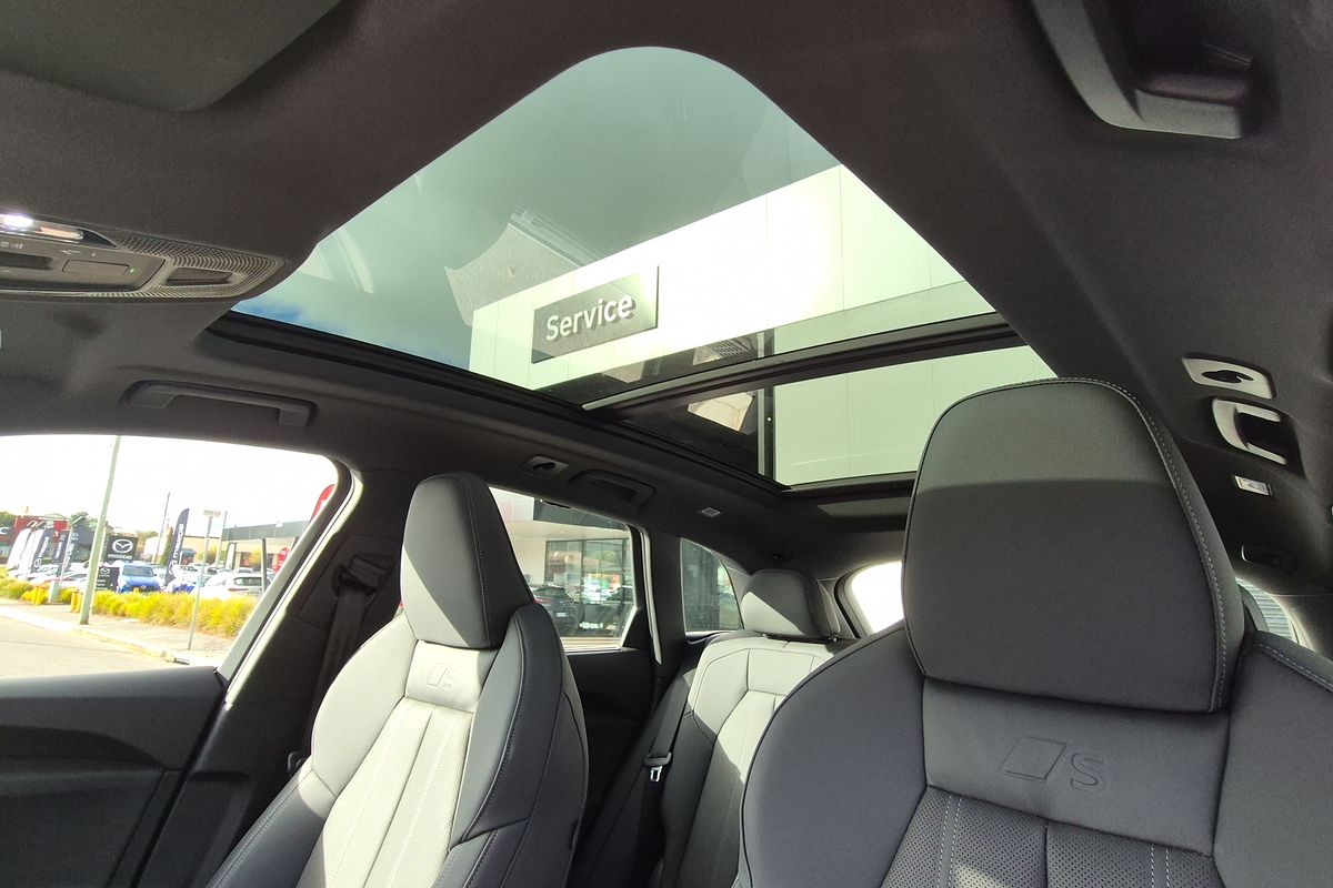 MY25 Audi Q5 SUV TDI quattro sport