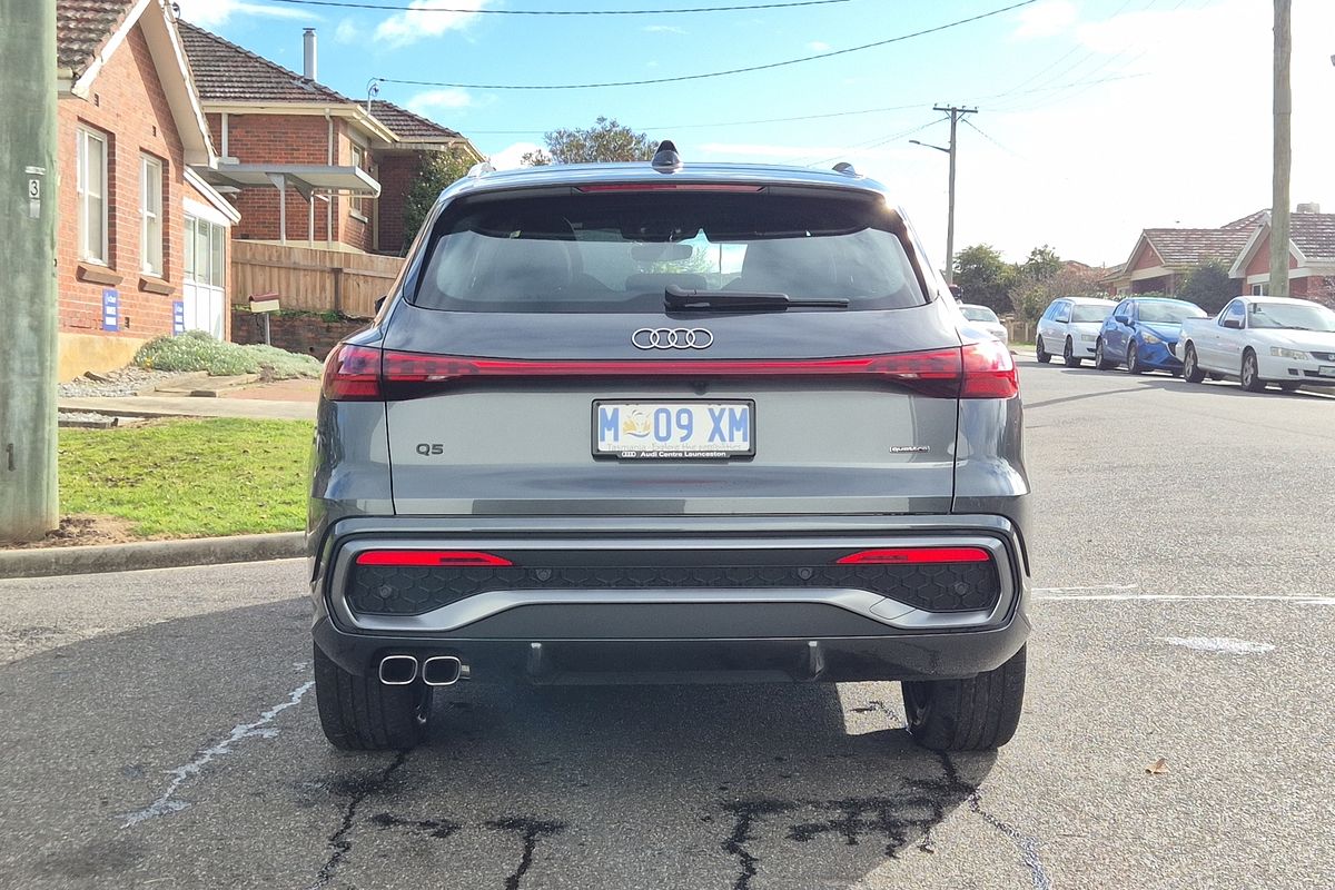 MY25 Audi Q5 SUV TDI quattro sport