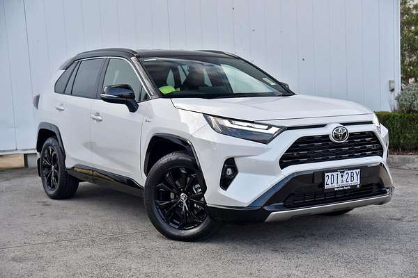 2025 Toyota RAV4 XSE AXAH52R