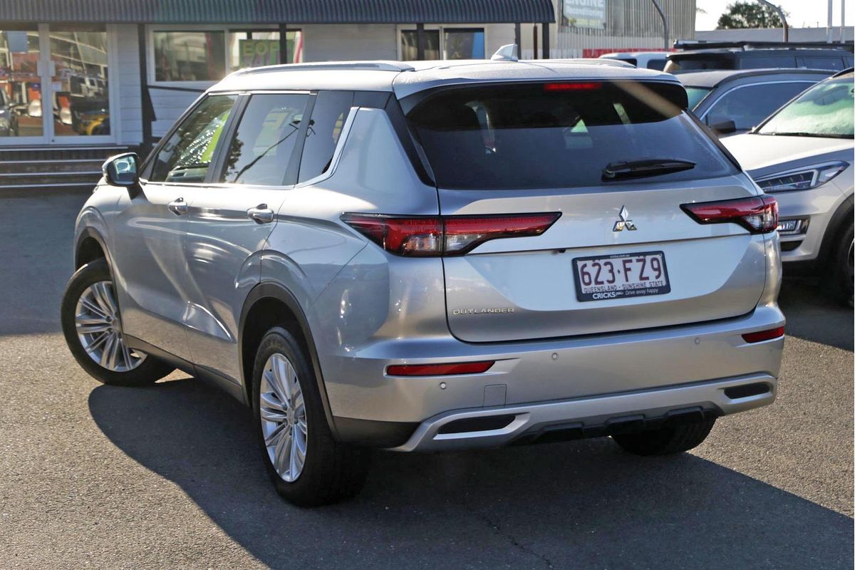 2022 Mitsubishi Outlander LS ZM