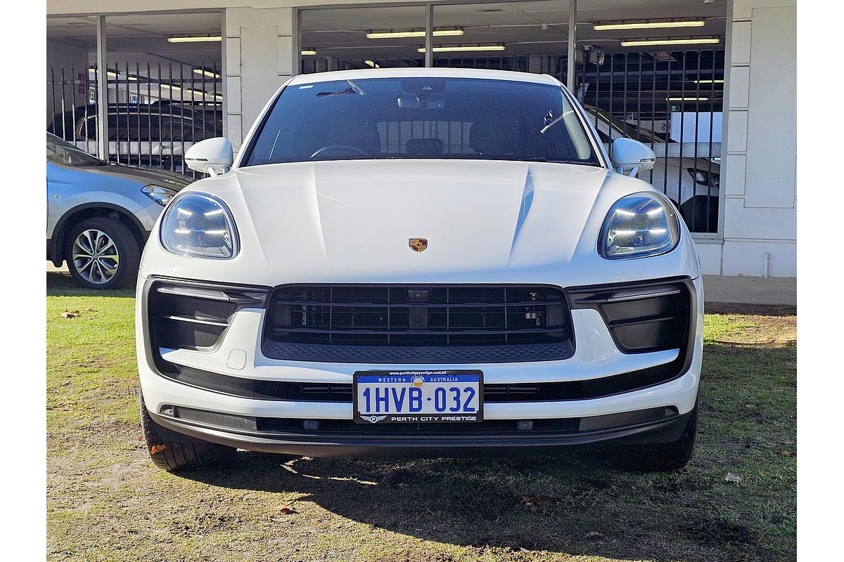 2022 Porsche Macan 95B