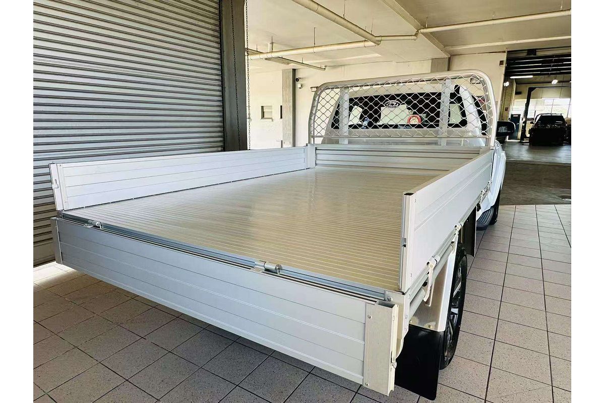 2.0T Cannon Single Cab Chassic Premium 4x2