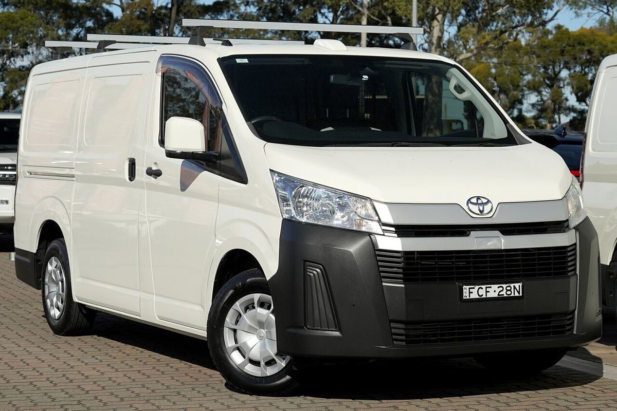 2022 Toyota Hiace GDH300R LWB