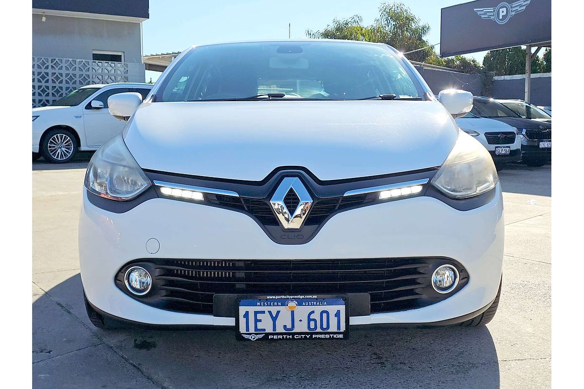 2016 Renault Clio Expression IV B98