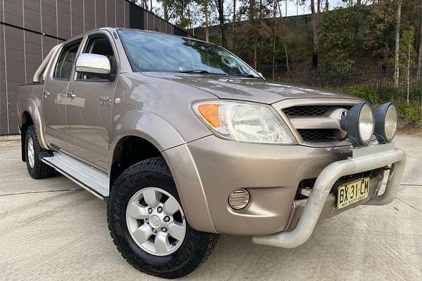 2005 Toyota Hilux SR5 (4x4) GGN25R 4X4