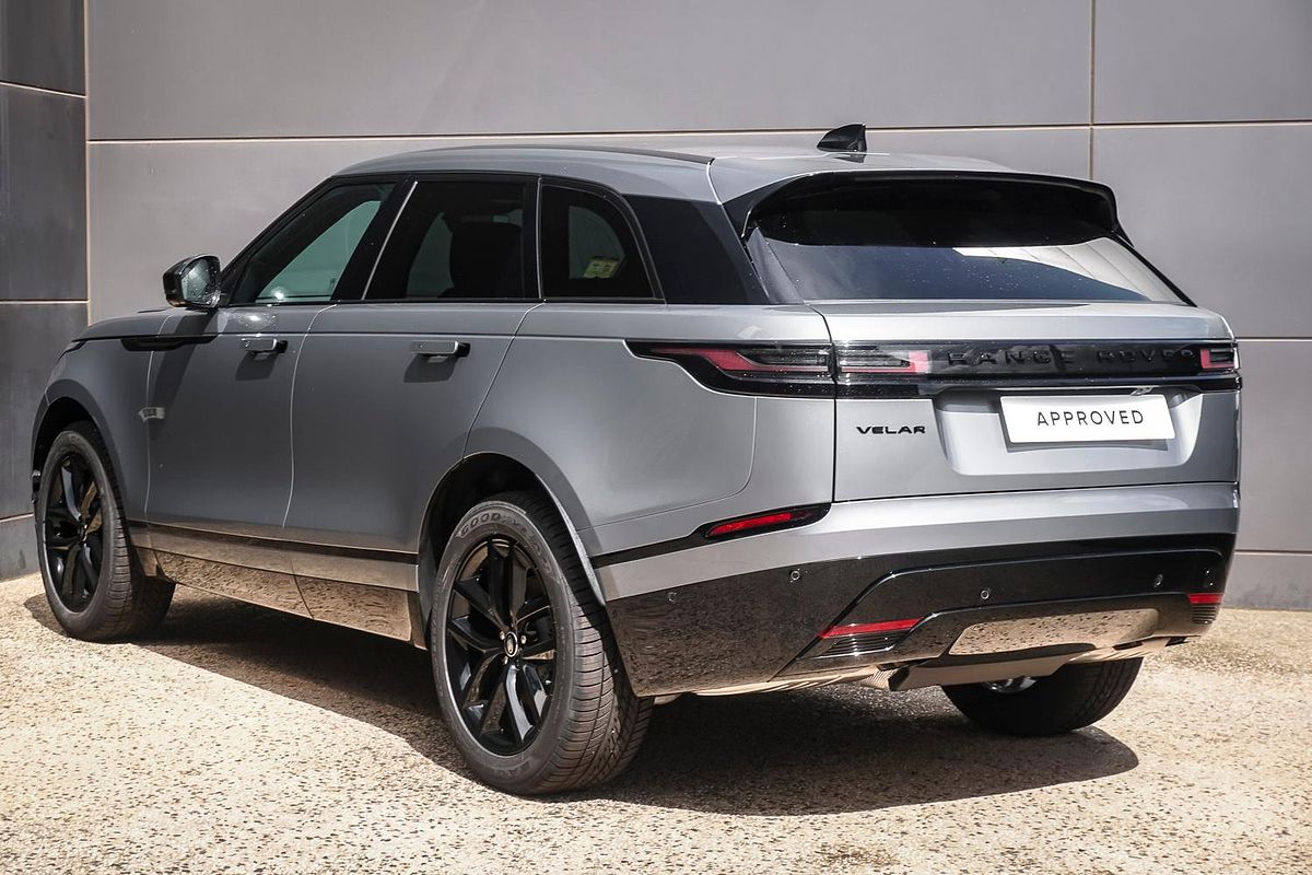 2025 Land Rover Range Rover Velar P250 Dynamic SE L560