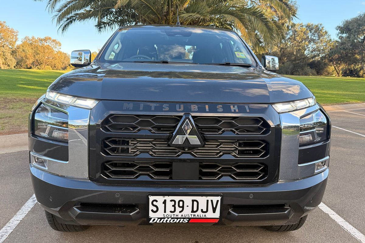 2025 Mitsubishi MV