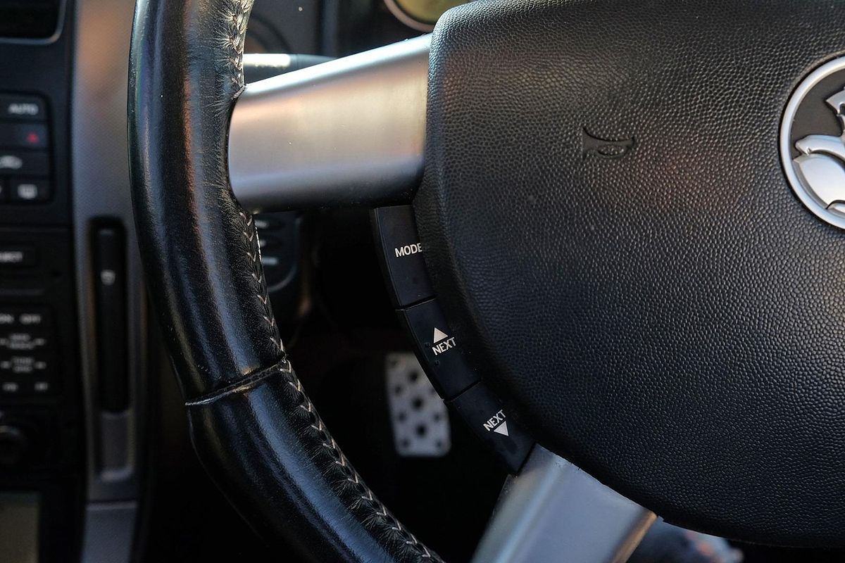 2004 Holden Monaro CV8-R V2 SERIES 3
