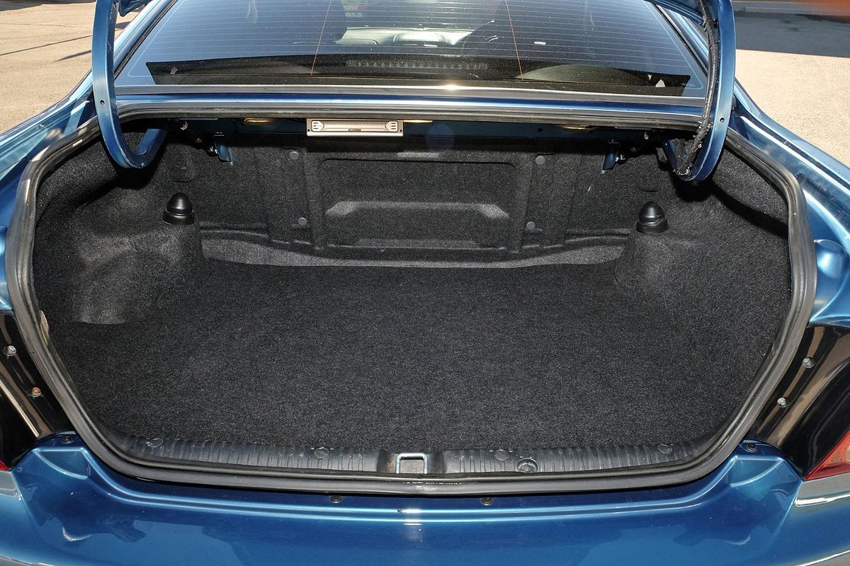 2004 Holden Monaro CV8-R V2 SERIES 3