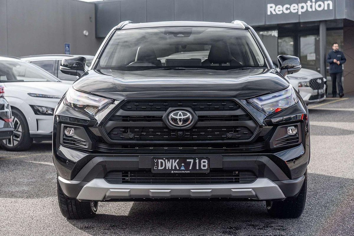 2025 Toyota RAV4 Edge AXAH54R