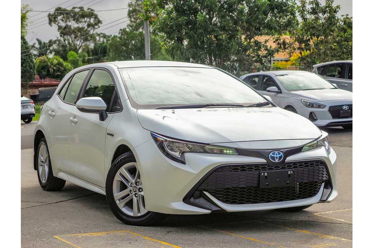 Toyota corolla ascent sport sales hybrid 2020