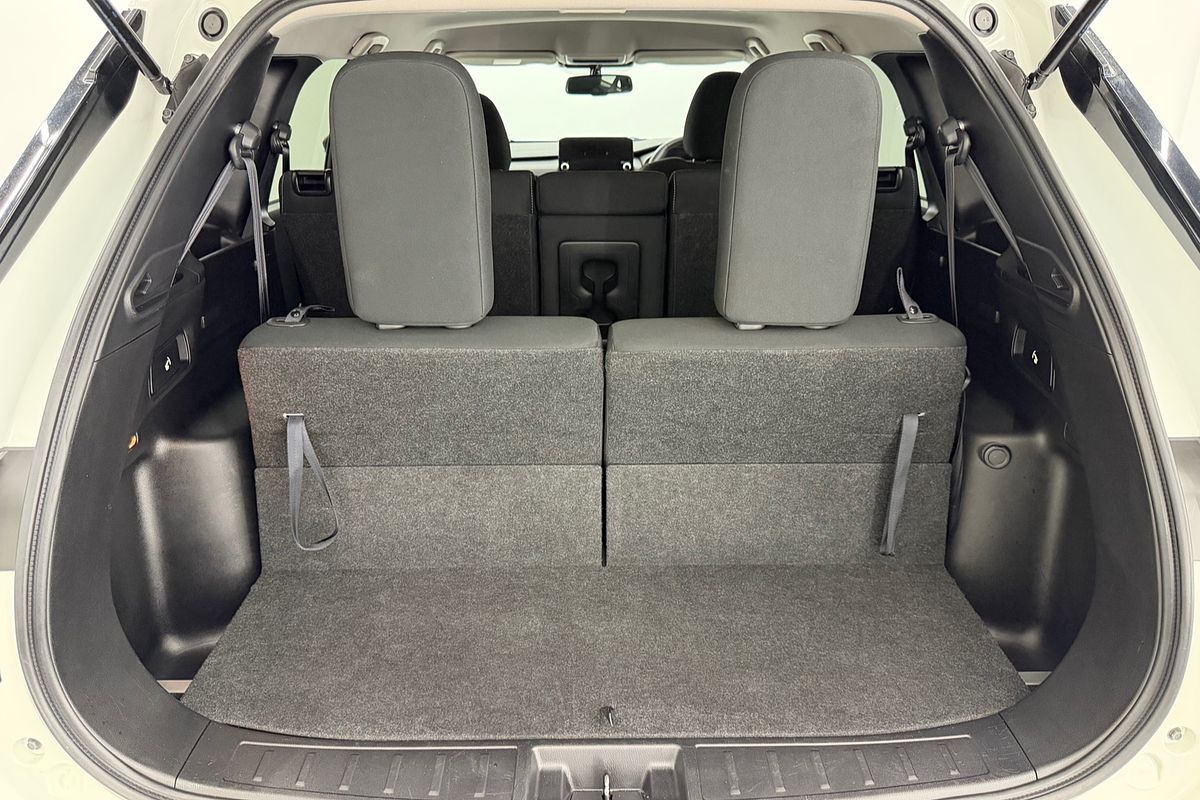 2024 Mitsubishi Outlander LS ZM