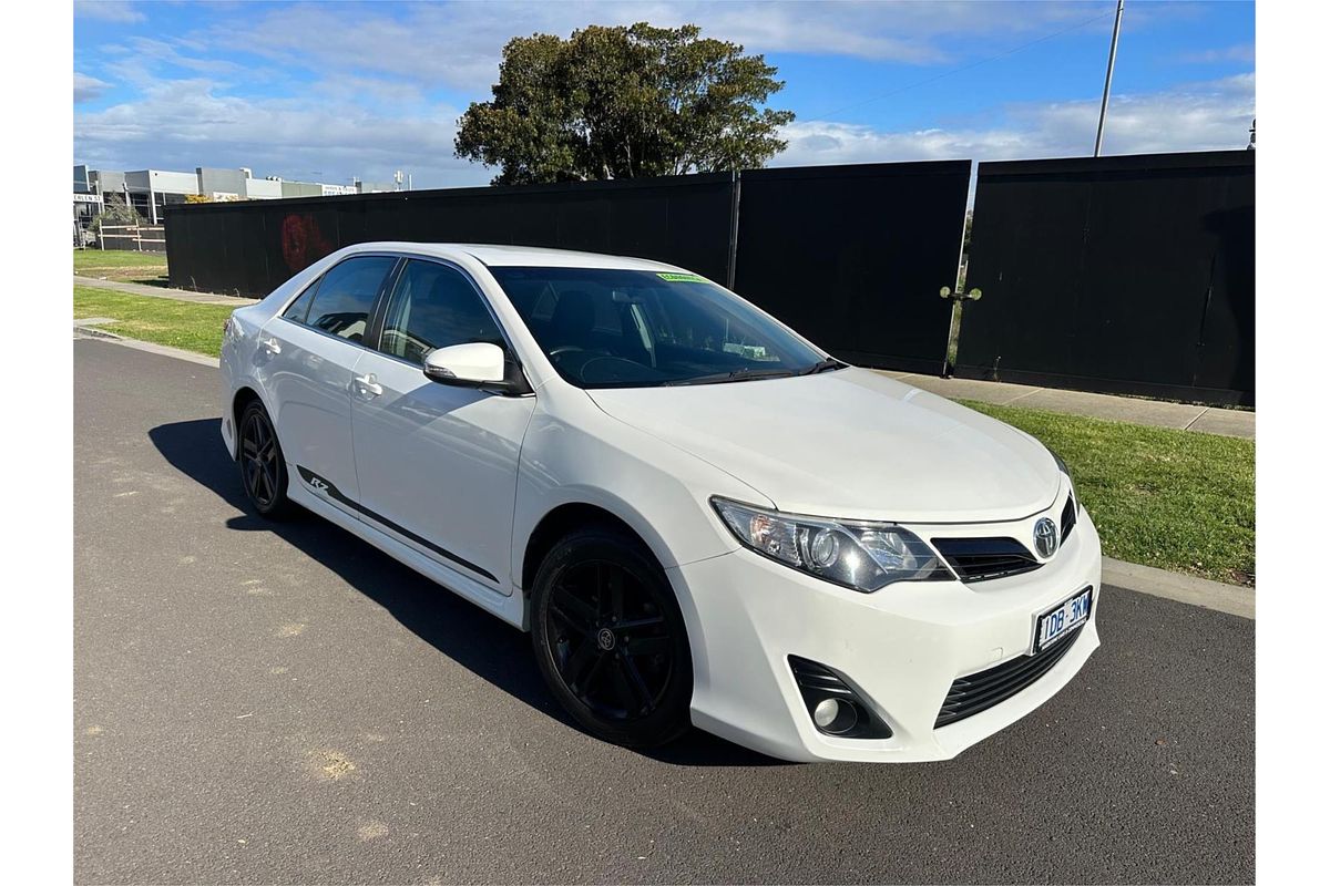 2014 Toyota Camry RZ S.E. ASV50R