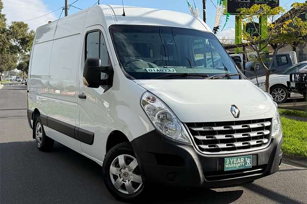 2014 Renault Master X62 MWB Mid Roof