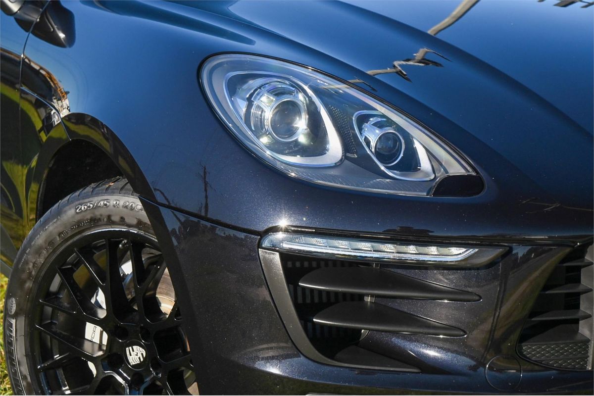 2017 Porsche Macan S 95B