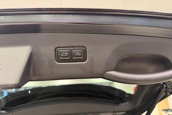 2025 Kia Carnival Sport+ HEV KA4 PE thumb-24