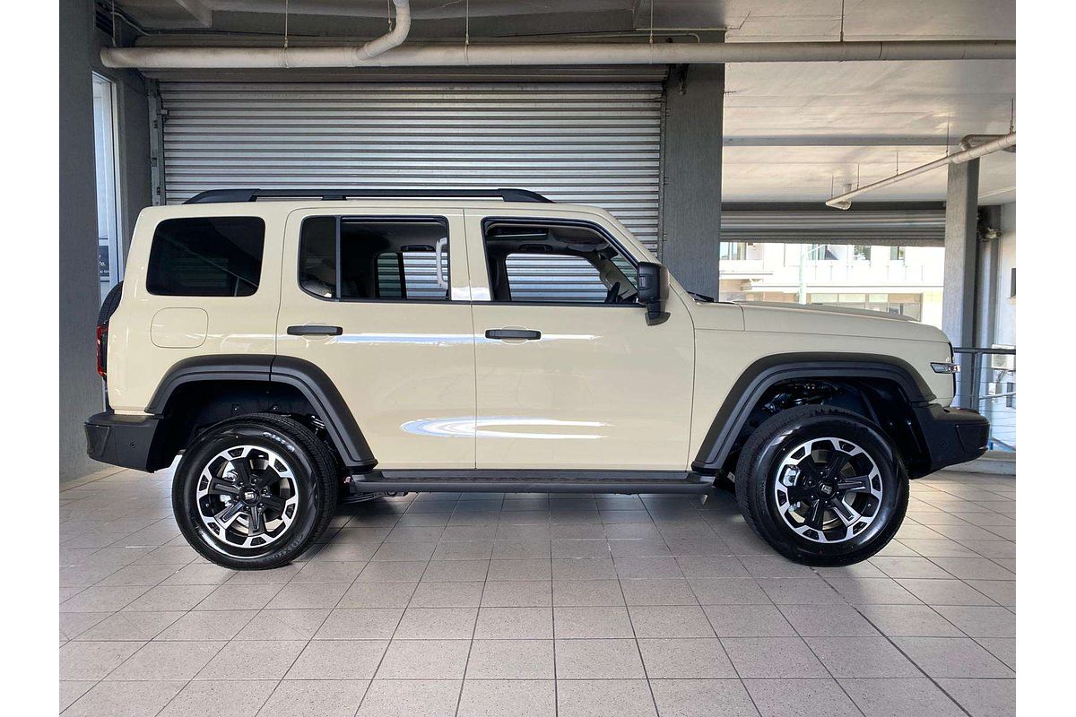 Tank 300 PHEV Luxury 4X4 3.0T towing Tank 300 PHEV Luxury 4X4 3.0T towing