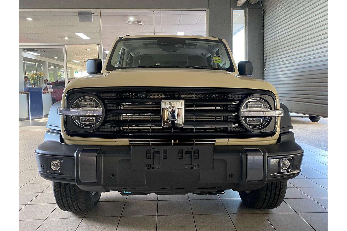 Tank 300 PHEV Luxury 4X4 3.0T towing Tank 300 PHEV Luxury 4X4 3.0T towing