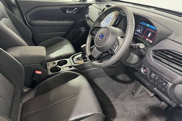 2025 Subaru Forester Hybrid Touring S6