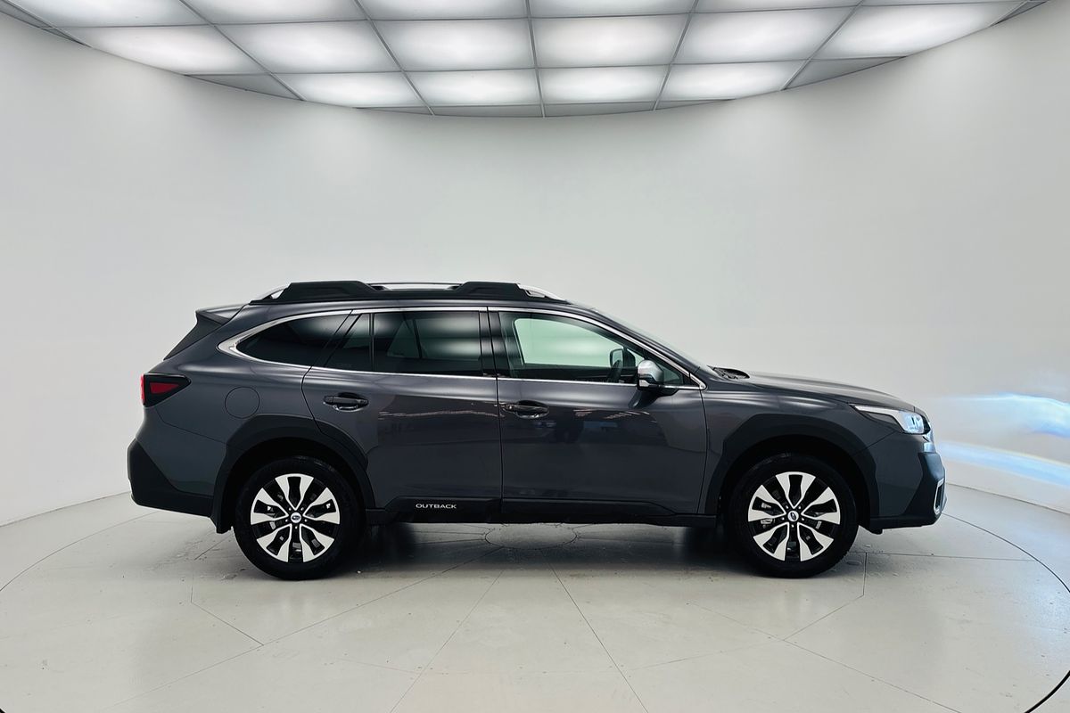 MY25 Subaru Outback Touring XT