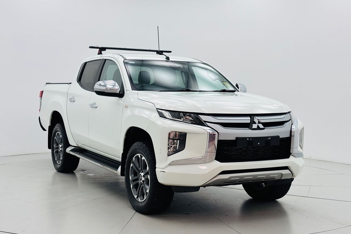 2021 Mitsubishi MR Triton GLX-R 2.4L D 6A/T 4X4 DC PU