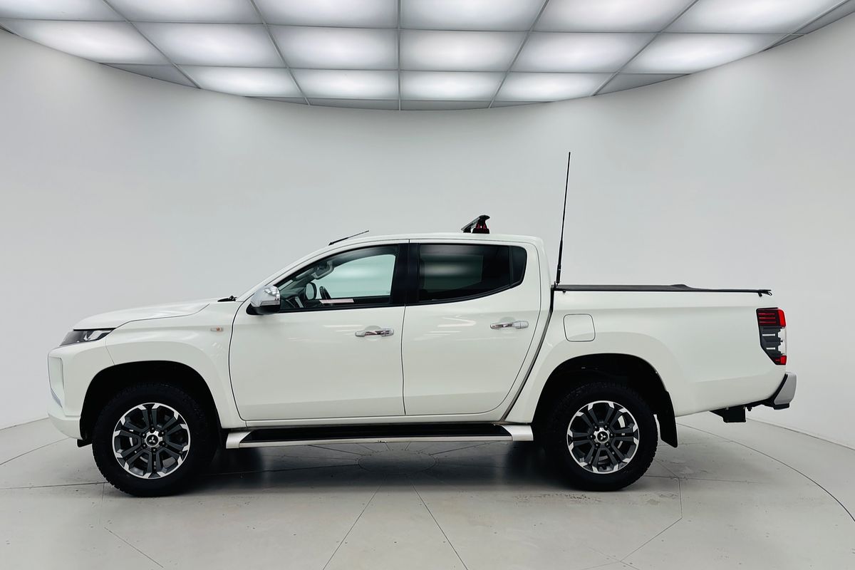2021 Mitsubishi MR Triton GLX-R 2.4L D 6A/T 4X4 DC PU