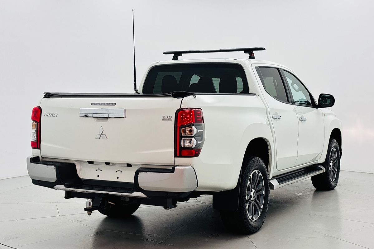 2021 Mitsubishi MR Triton GLX-R 2.4L D 6A/T 4X4 DC PU