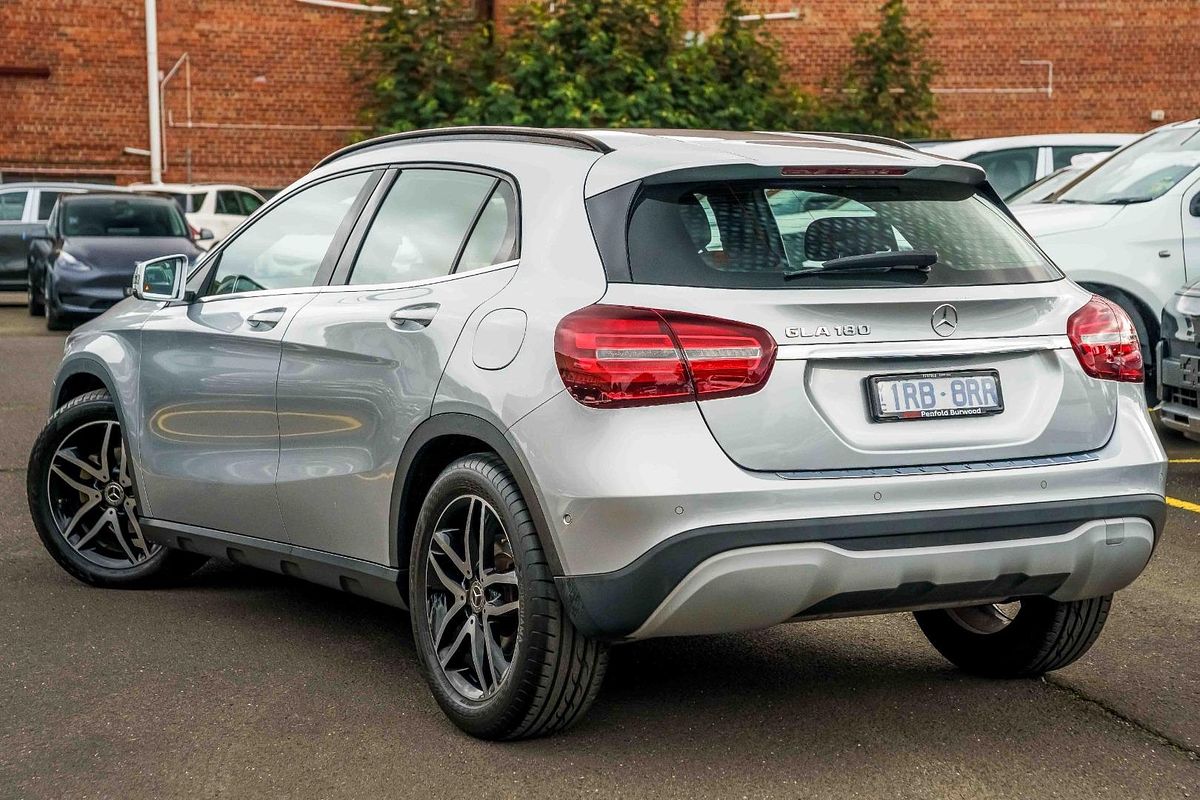 2019 Mercedes-Benz GLA-Class GLA180 X156