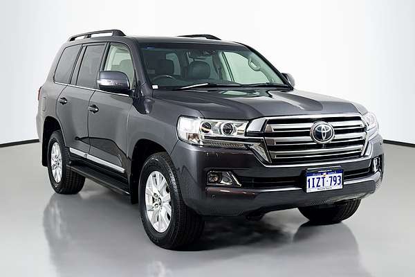 2020 Toyota Landcruiser Sahara VDJ200R