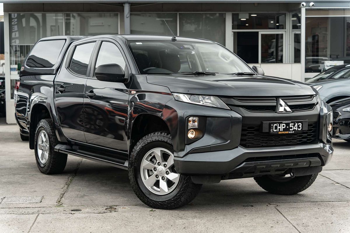 2022 Mitsubishi Triton GLX+ MR 4X4