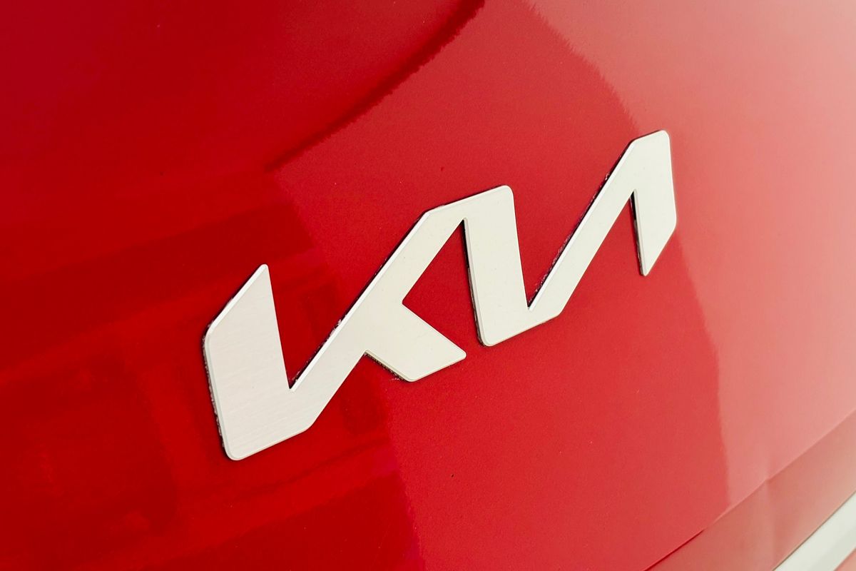 MY23 Kia EV6 AIR