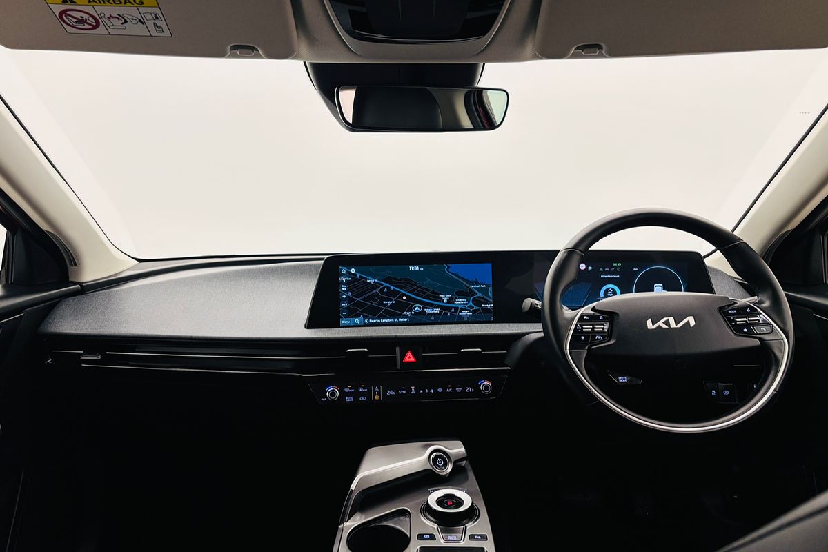 MY23 Kia EV6 AIR