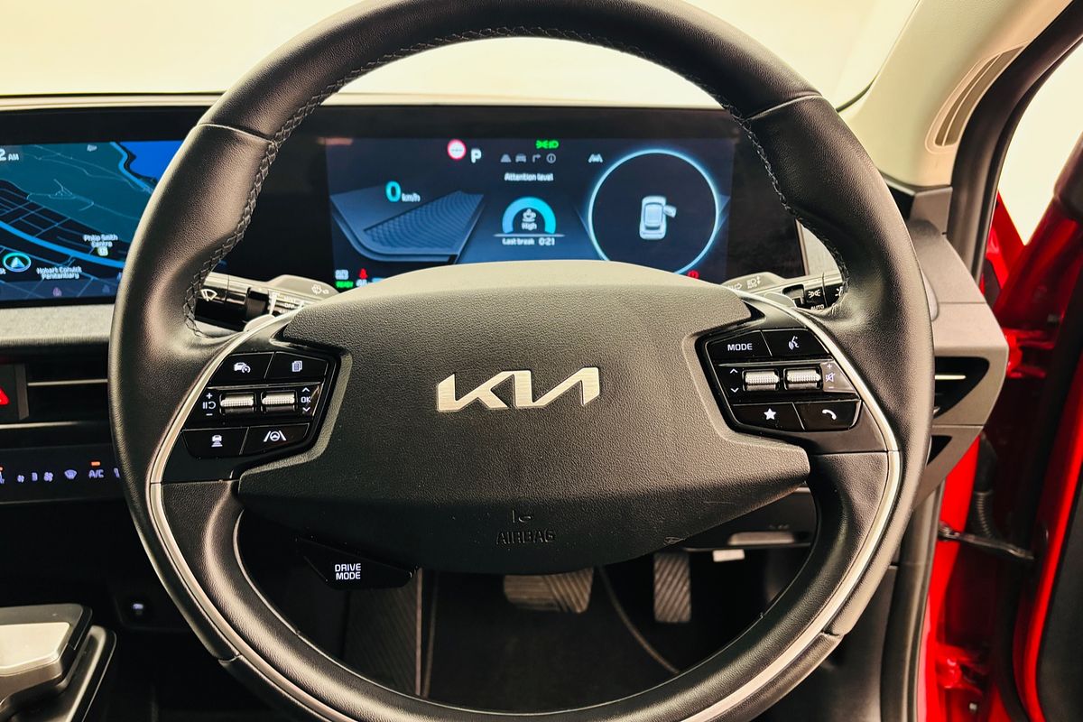 MY23 Kia EV6 AIR