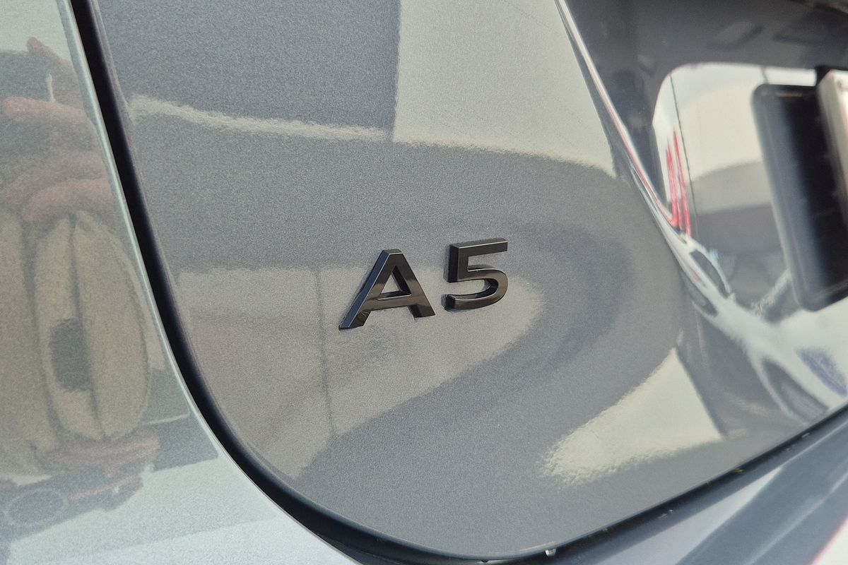MY25 Audi A5 Sedan e-hybrid quattro 270KW S Line