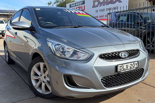 2019 Hyundai Accent Sport RB6