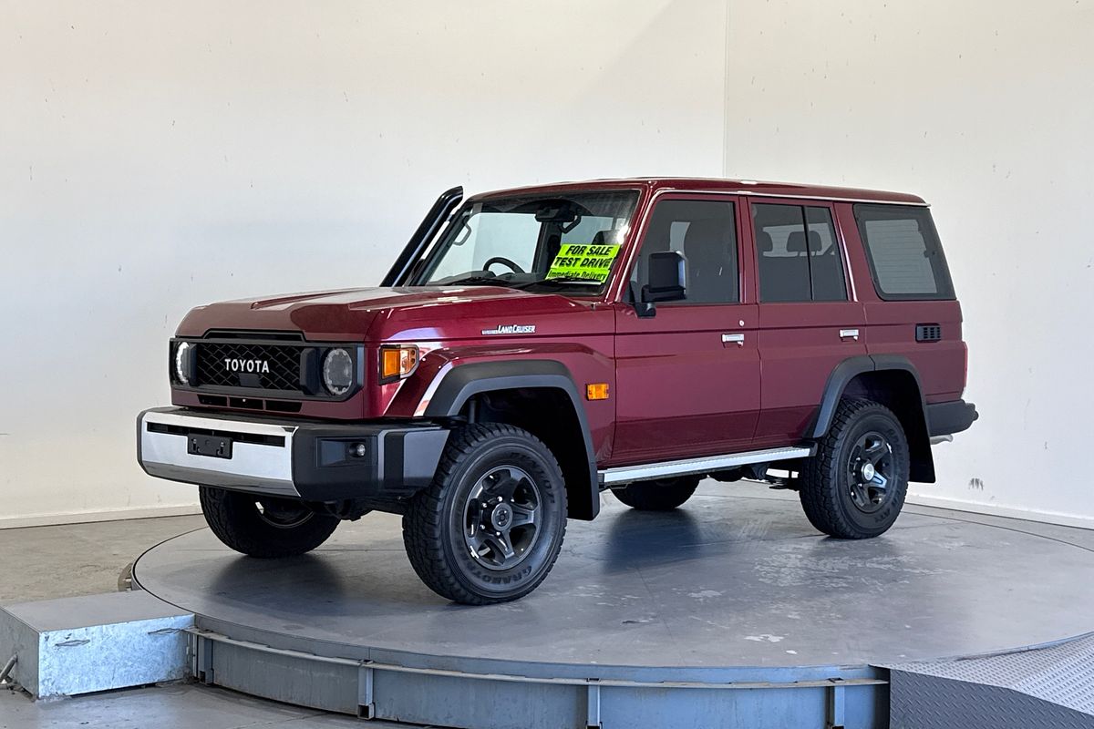 2024 Toyota Landcruiser GXL VDJL76R