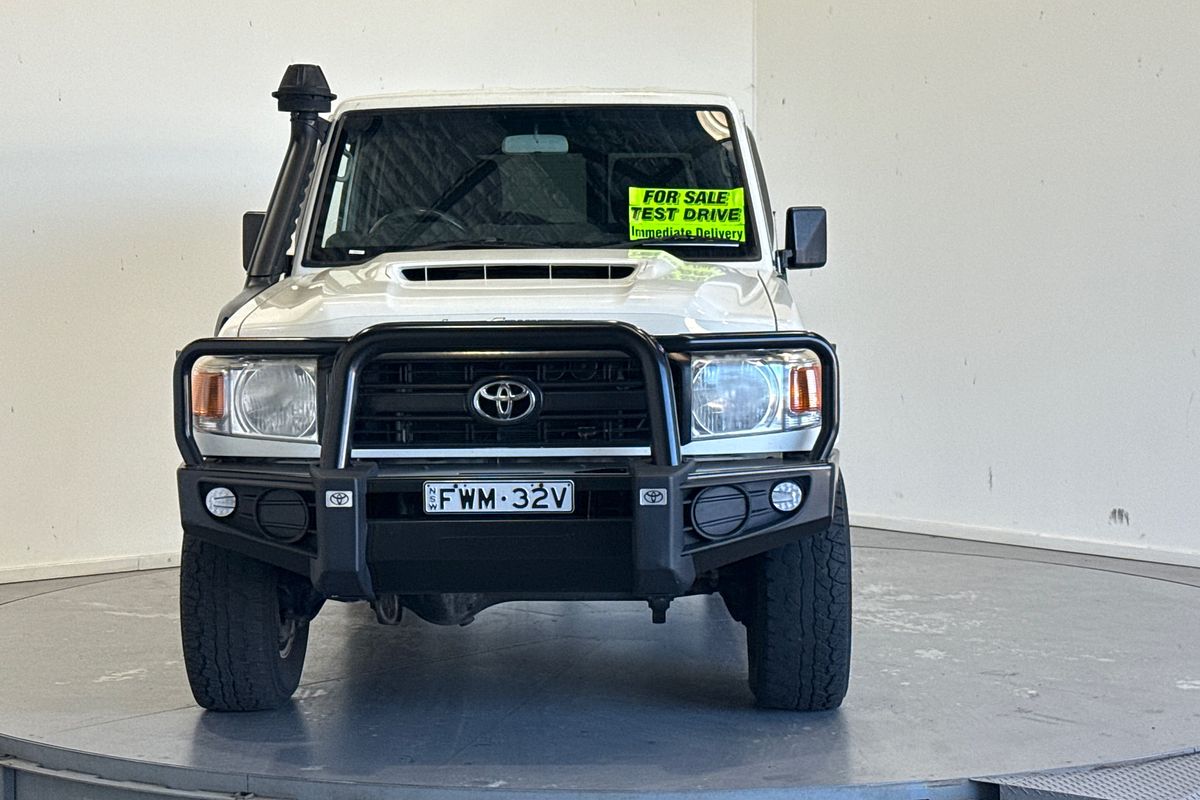 2017 Toyota Landcruiser WORKMATE (4x4) VDJ76R MY18