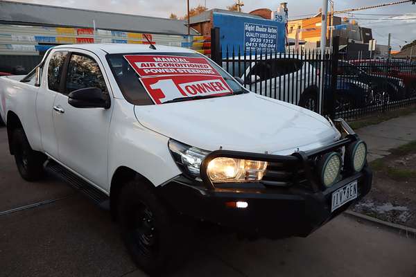 2016 Toyota Hilux SR GUN126R 4X4