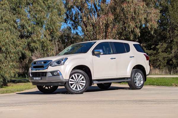 2017 Isuzu MU-X LS-U