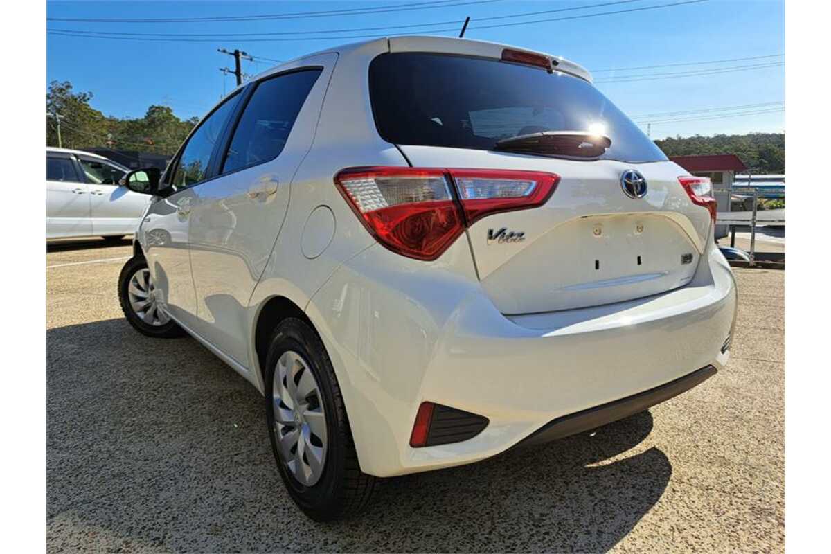 2017 Toyota Vitz (Yaris) Hybrid Used null Nerang QLD