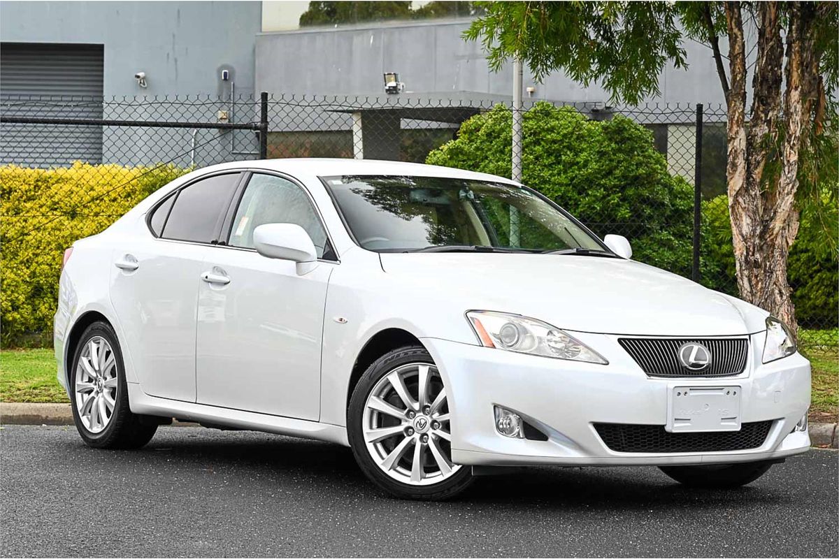 2007 Lexus IS IS350 Version L GSE21
