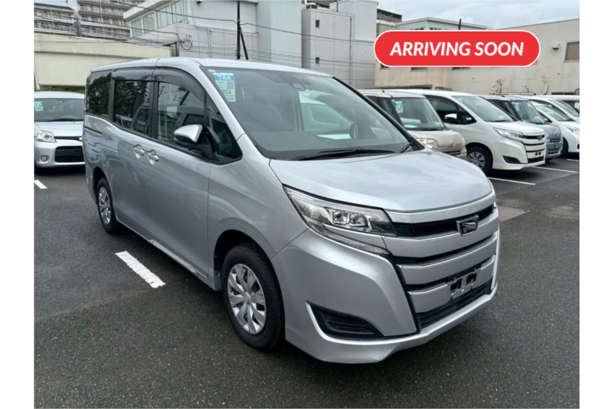 2020 Toyota Noah X Welcab