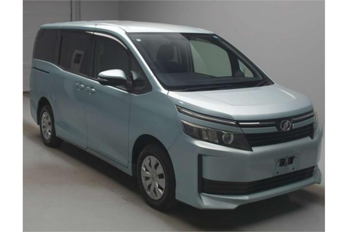 2014 Toyota Voxy X Welcab