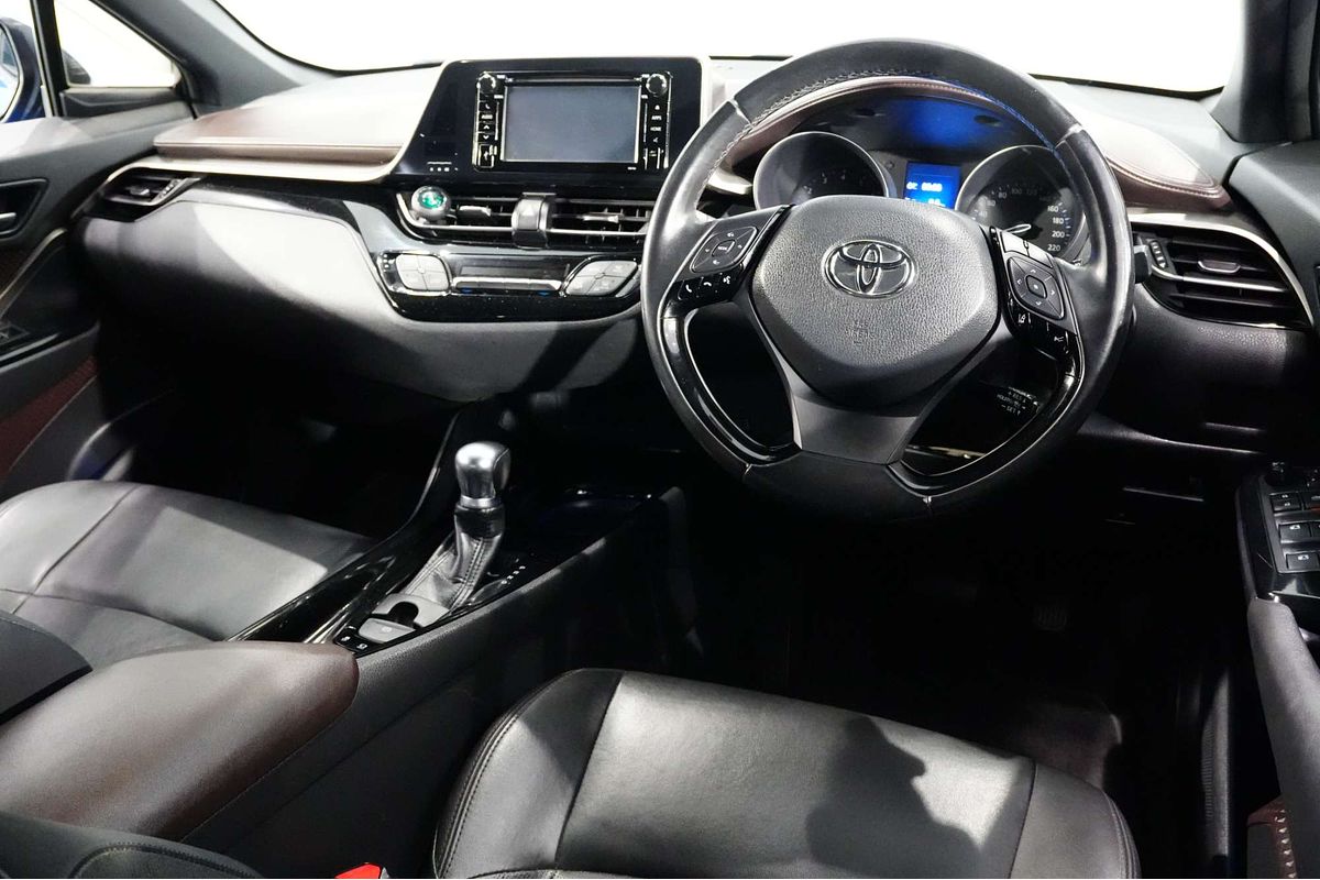 2017 Toyota C-HR Koba NGX50R