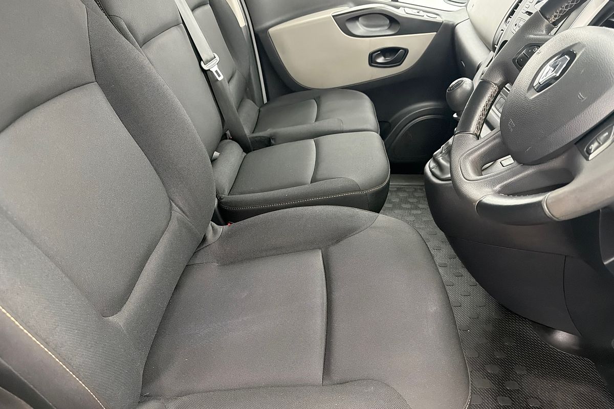 2018 Renault Trafic 103KW X82 LWB Low Roof