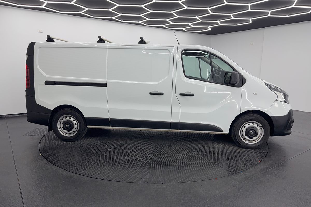2018 Renault Trafic 103KW X82 LWB Low Roof
